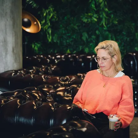 诺蒂卡弗利森霍夫酒店 酒店 比苏姆