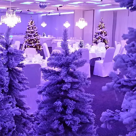 诺蒂卡弗利森霍夫酒店 4*